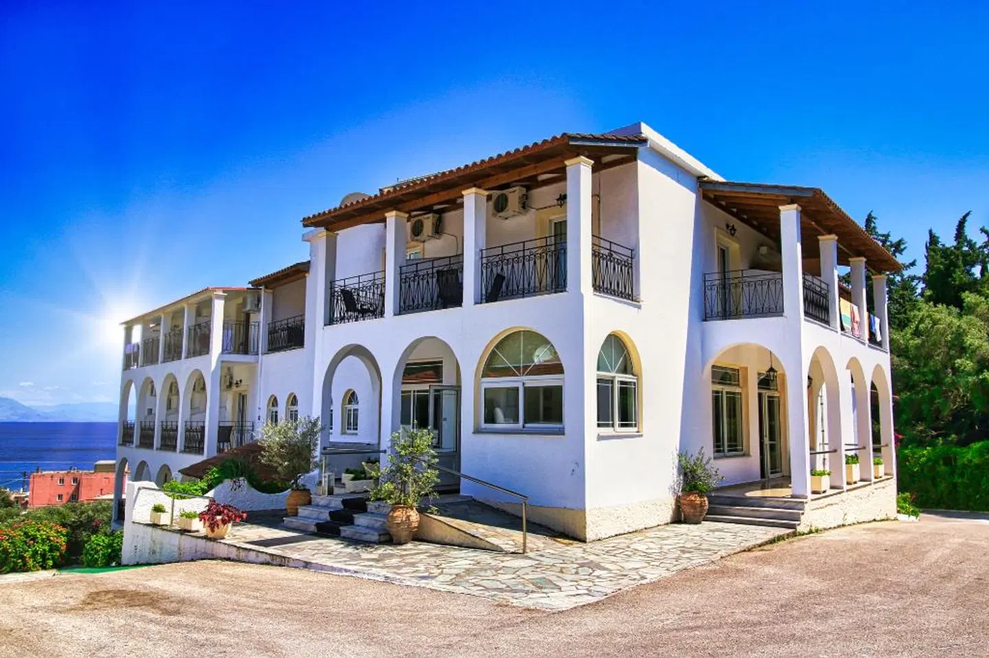 Hotel Yannis Corfu EXTERIOR