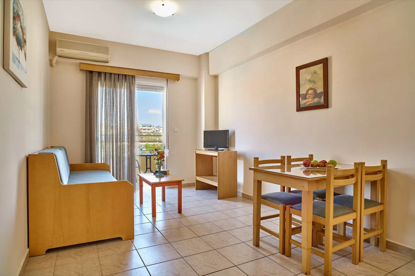 Veronica Hotel ROOM_EXAMPLE