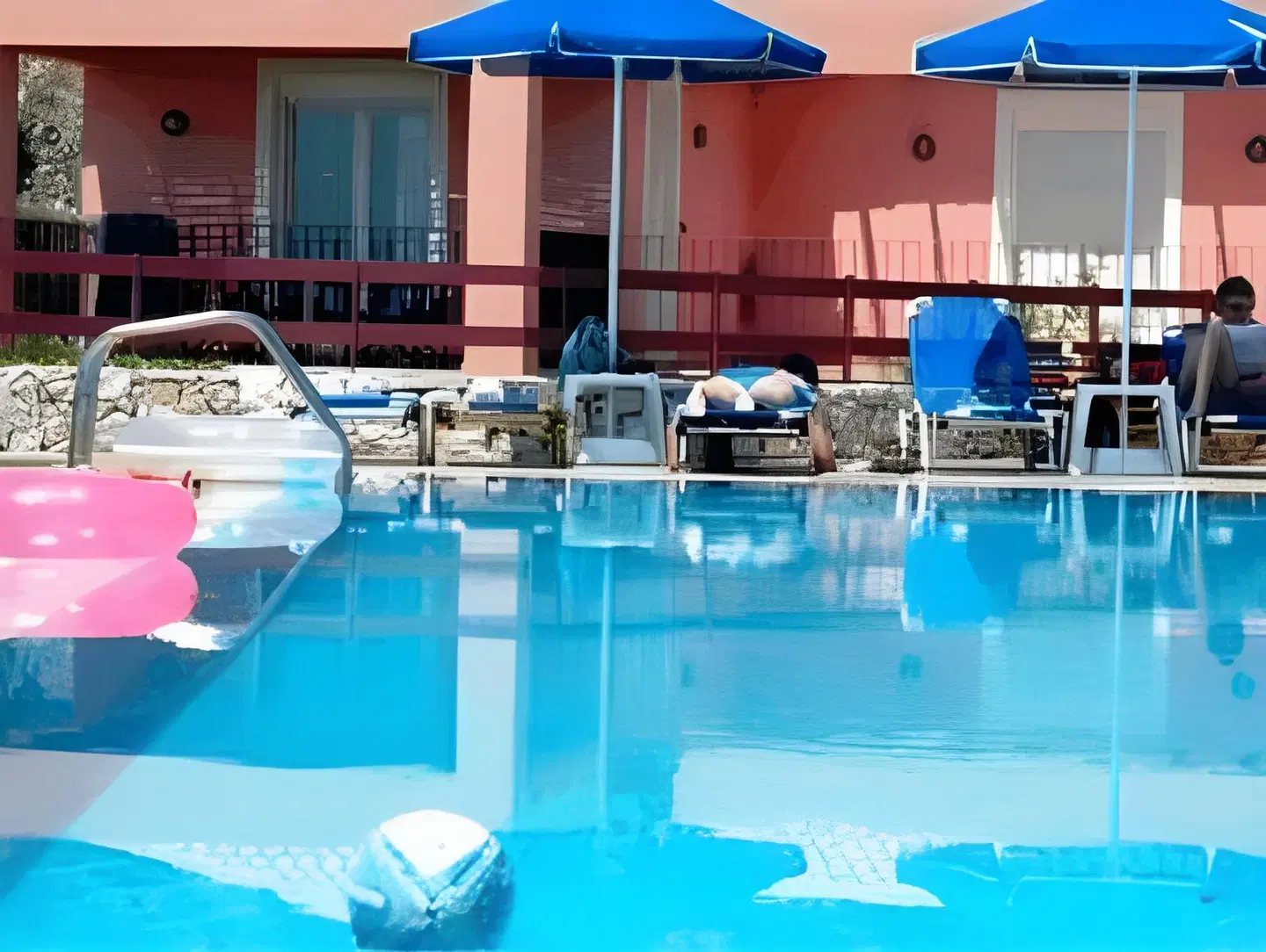 Asteris OUTDOOR_POOL