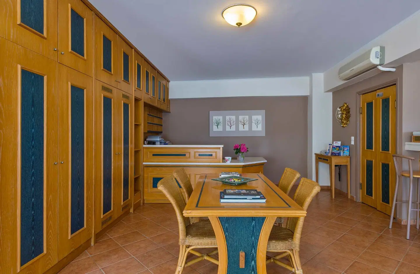 Veronica Hotel ROOM_EXAMPLE