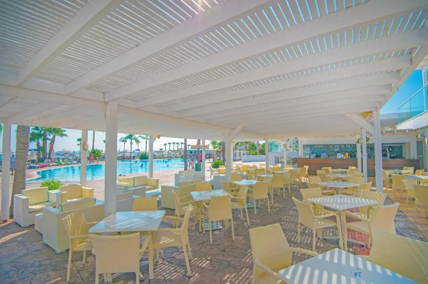 Marlita Beach Hotel Apartments Restaurant