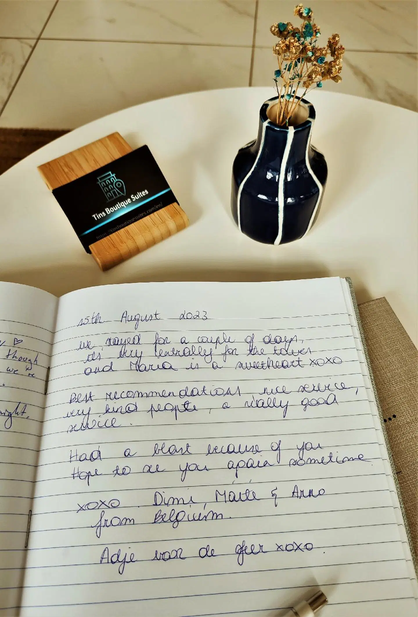 Tins Boutique Suites ROOM_EXAMPLE