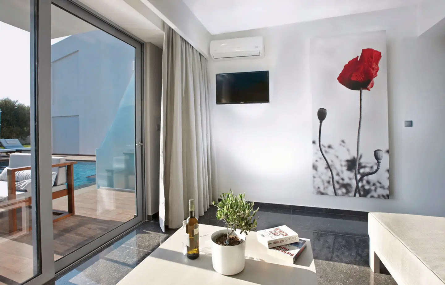 Sunday Beach ROOM_EXAMPLE