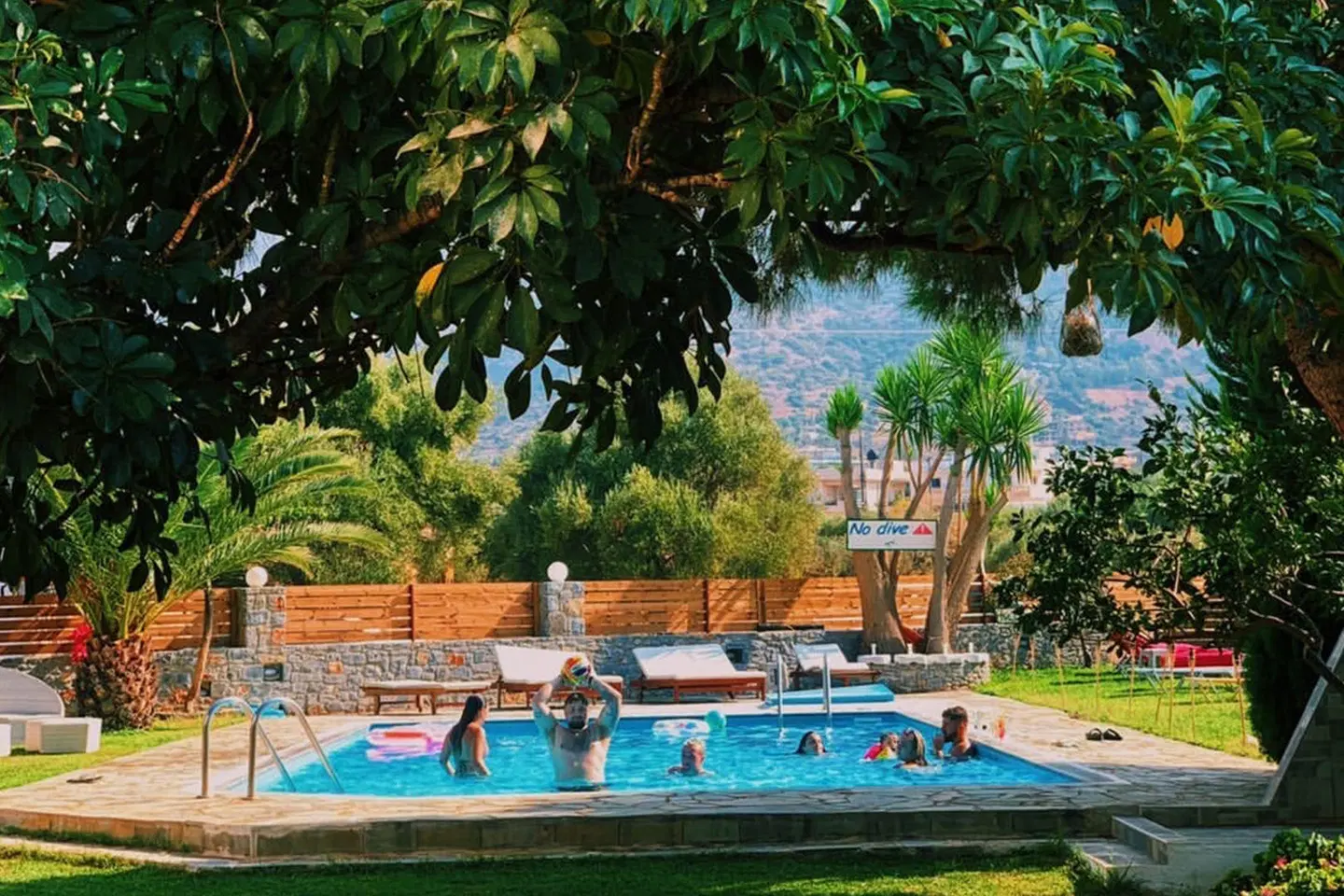 Marianna Studios OUTDOOR_POOL