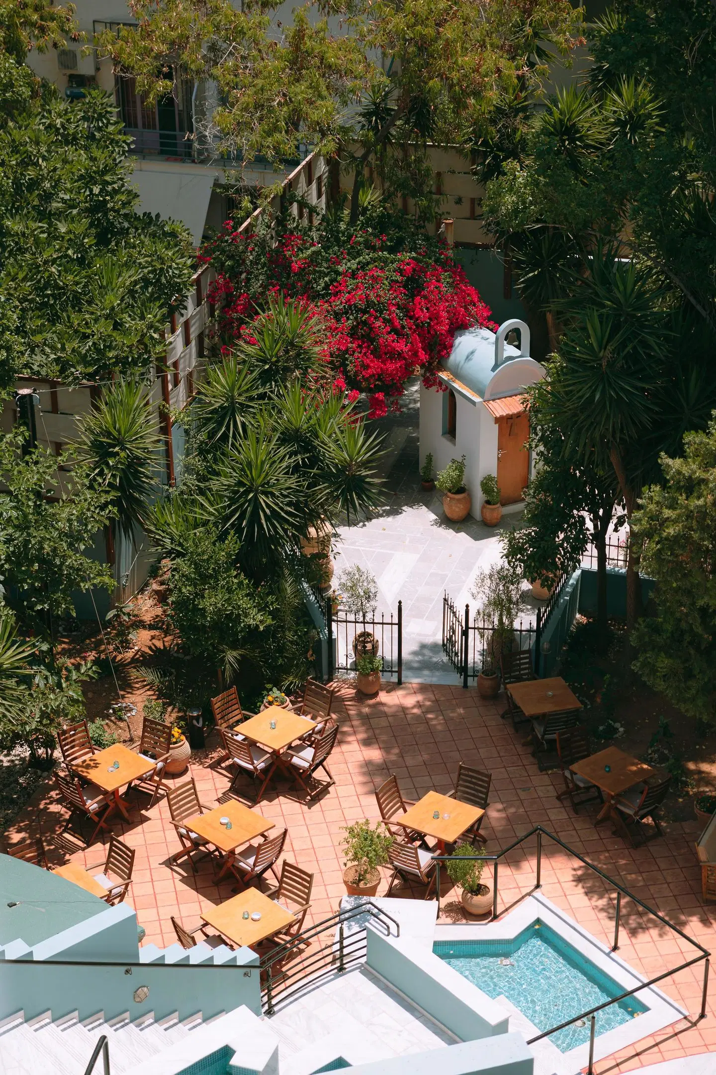 Santa Marina Unique Hotel EXTERIOR