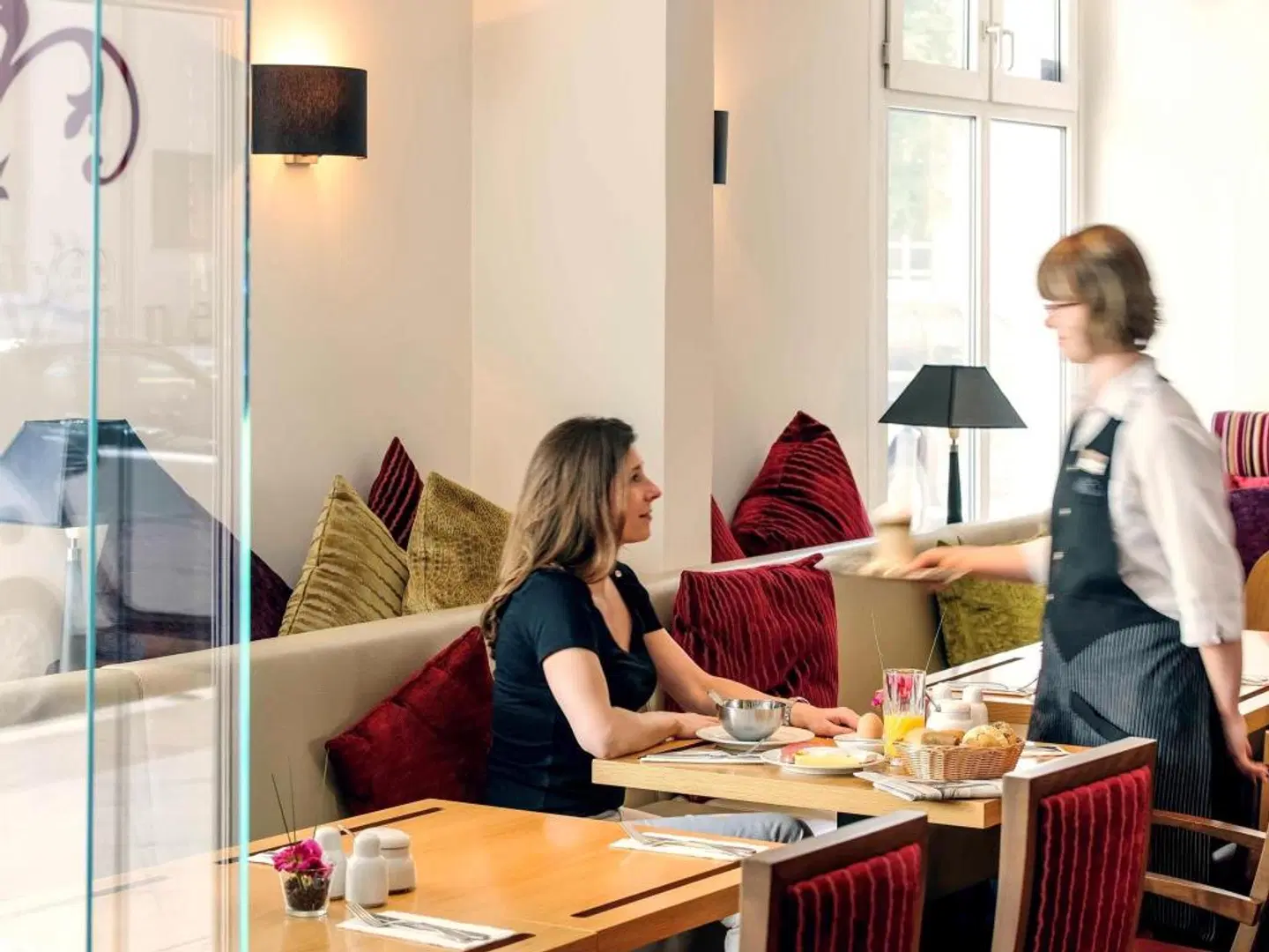 Mercure Berlin Zentrum PEOPLE