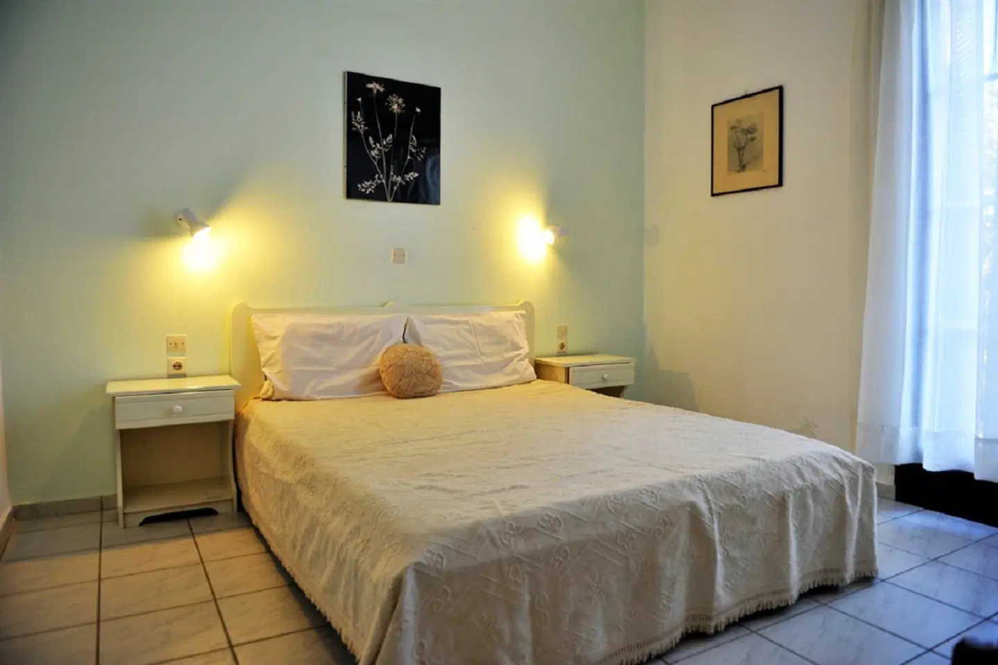 Angela Villa ROOM_EXAMPLE