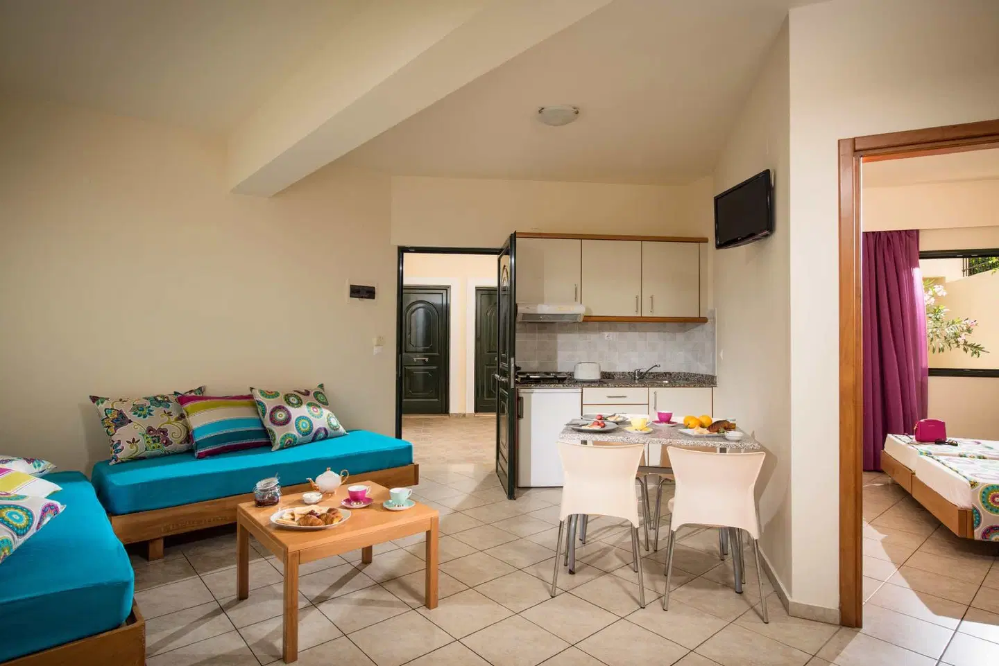 Kristalli Hotel Apartments HEALTH_BEAUTY