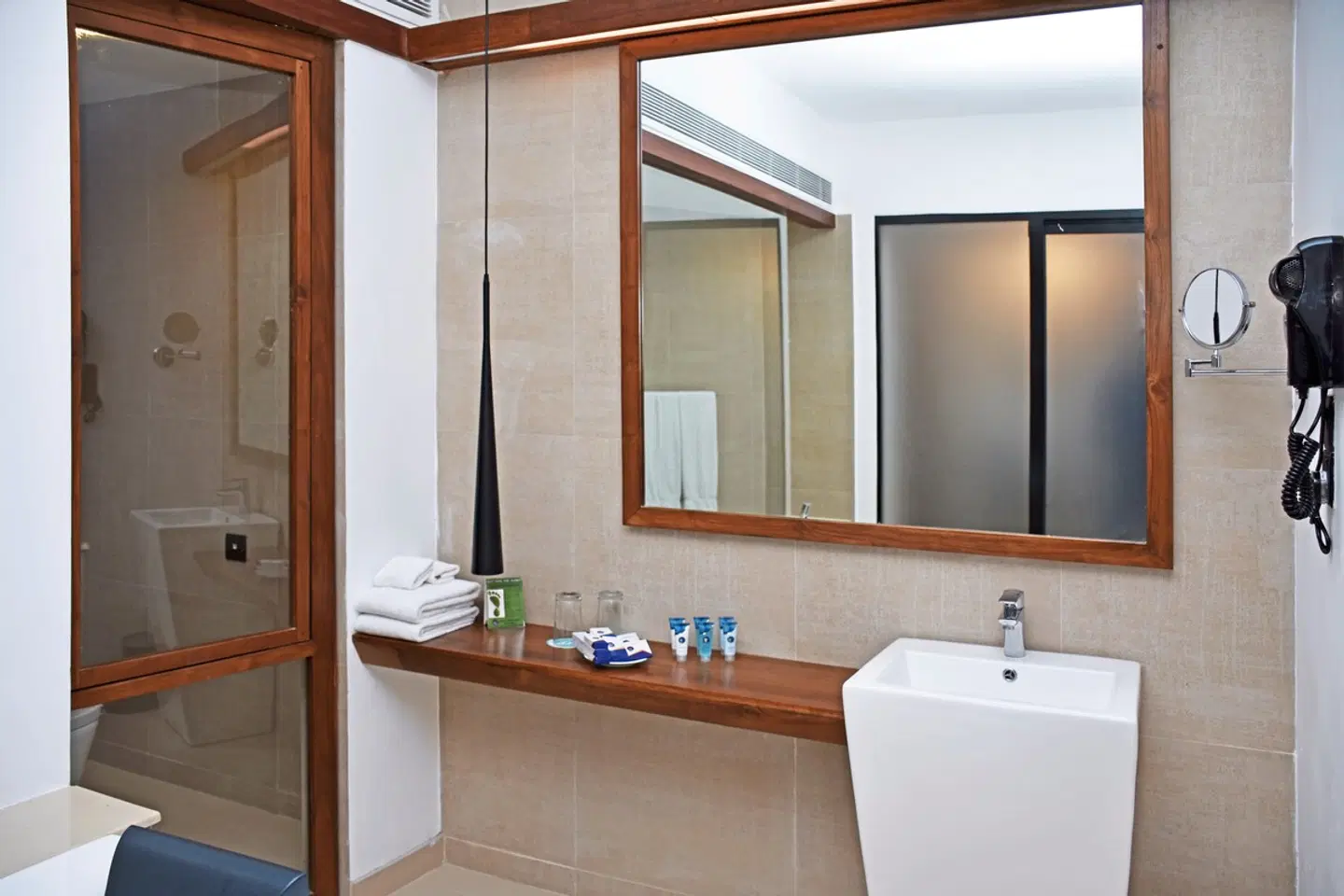 Goldi Sands Hotel Badezimmer