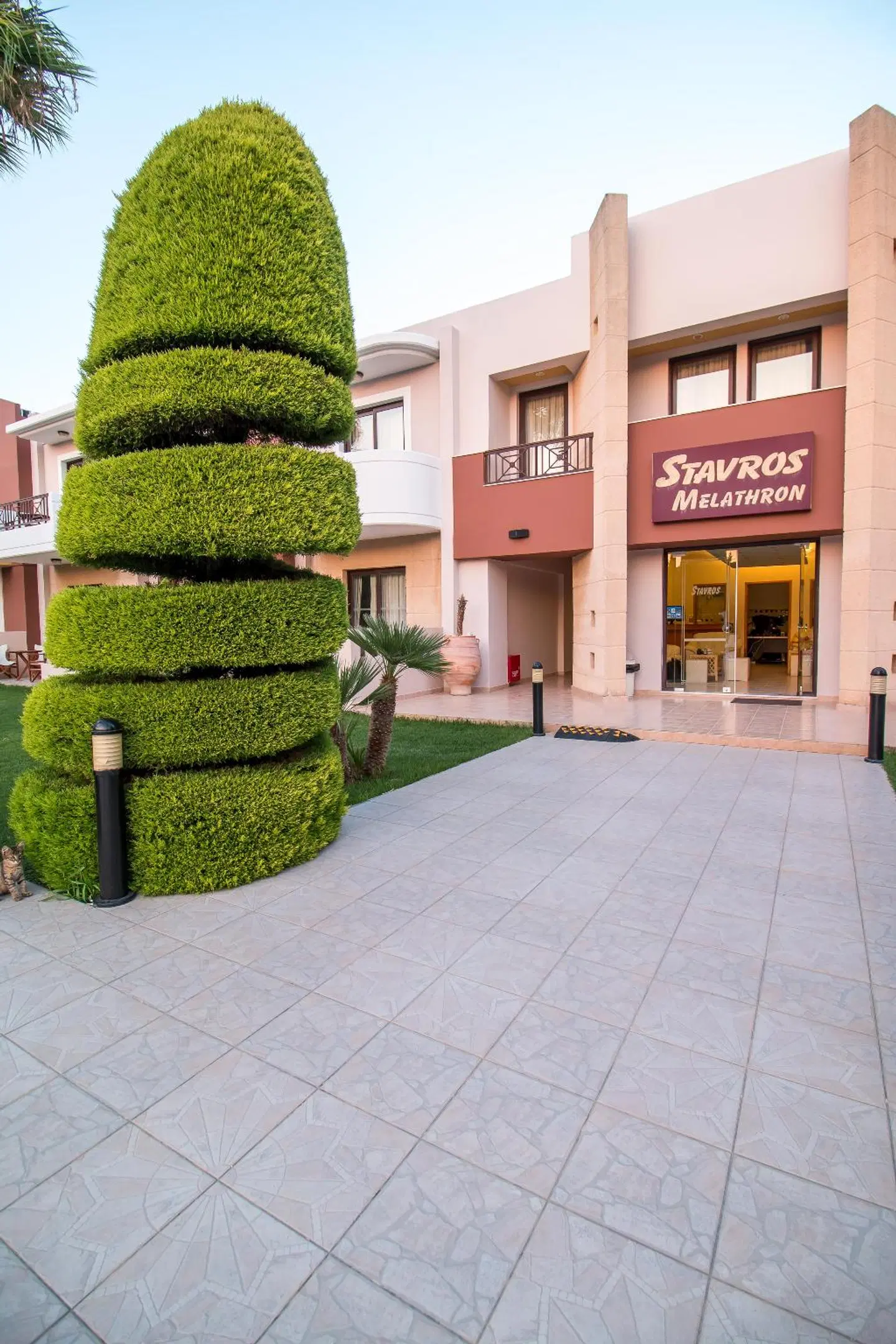 Stavros Melathron EXTERIOR