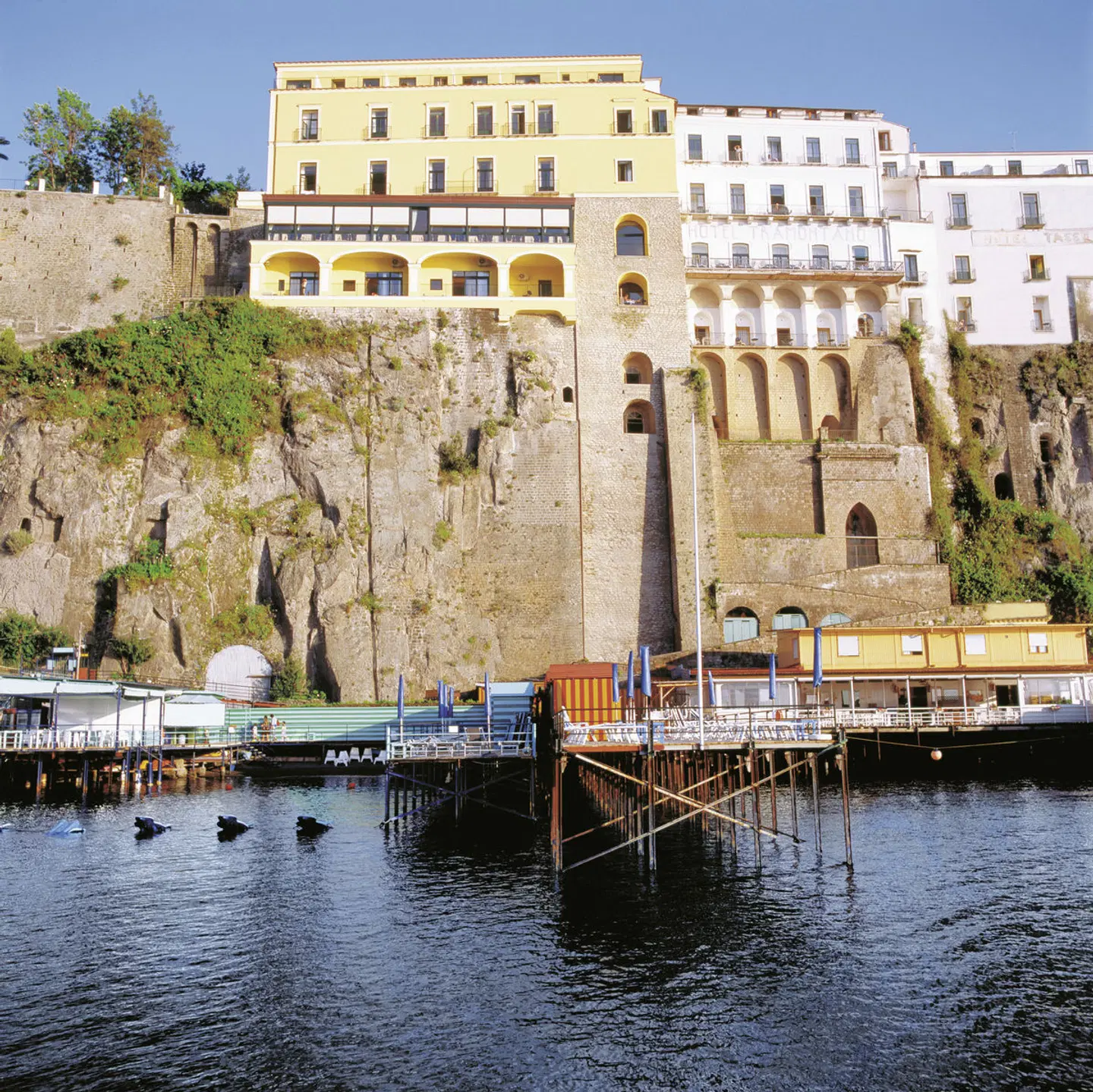 Imperial Tramontano EXTERIOR