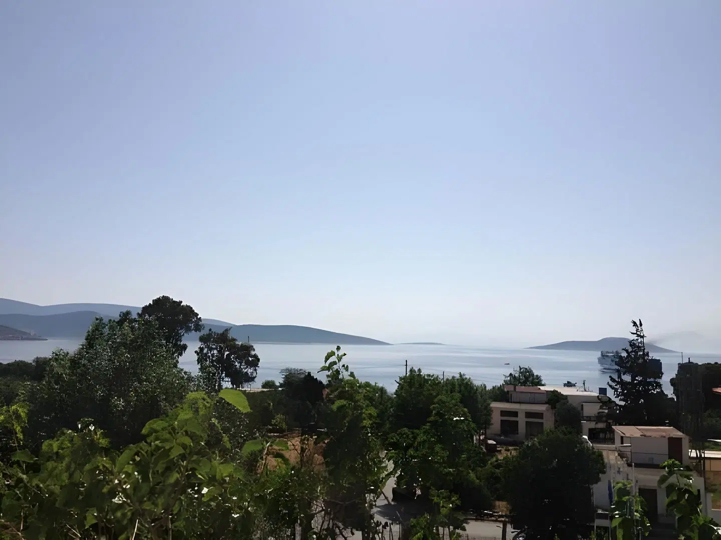 Gikas Apartments LANDSCAPE