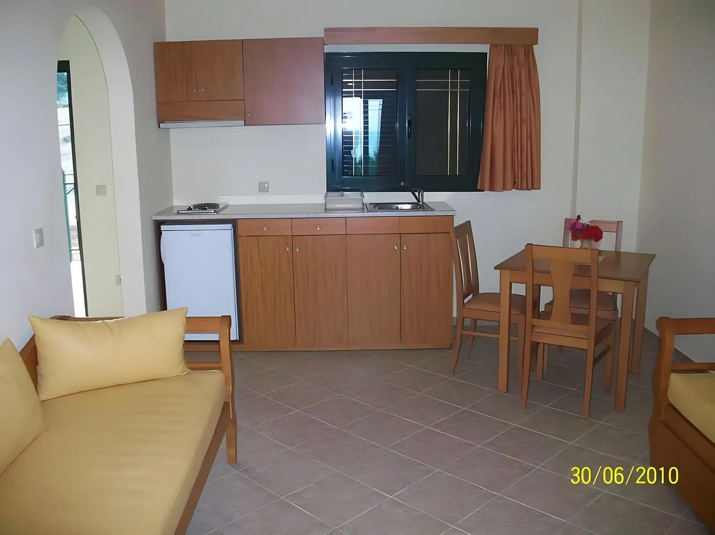 Summer Sun ROOM_EXAMPLE