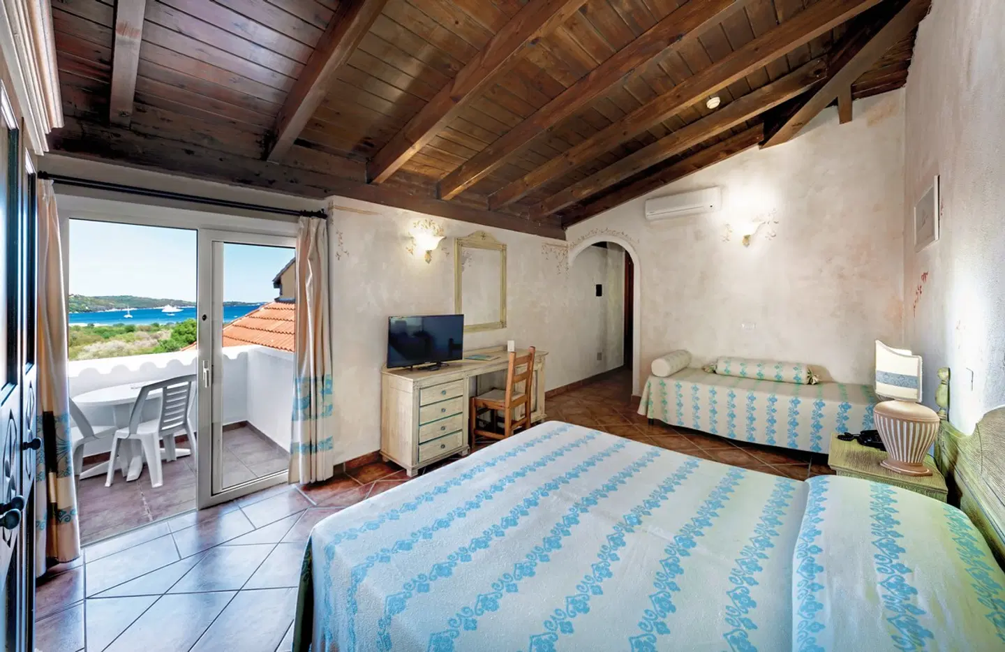 Colonna Beach Hotel ROOM_EXAMPLE