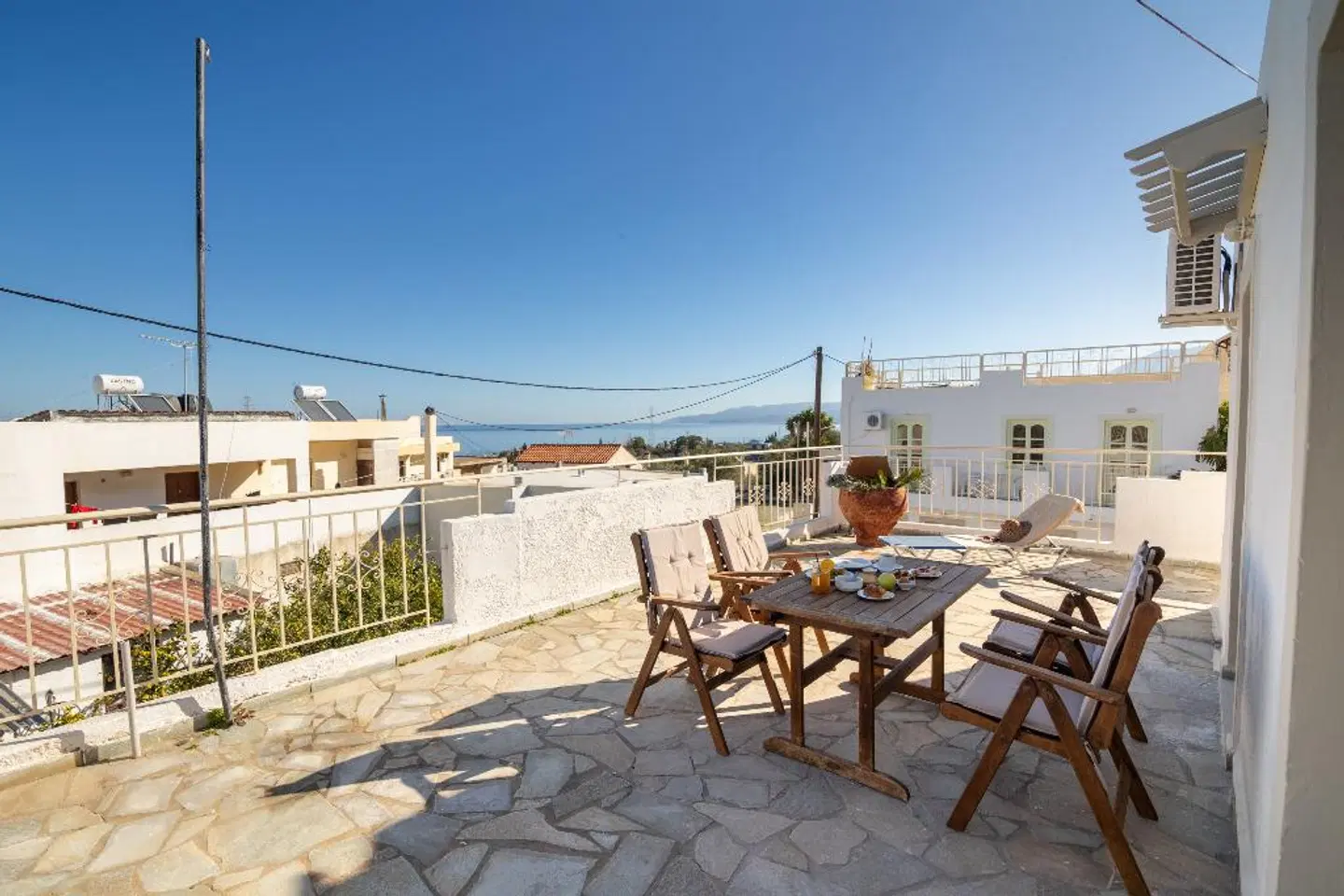 Hesperia Apartments Terrasse