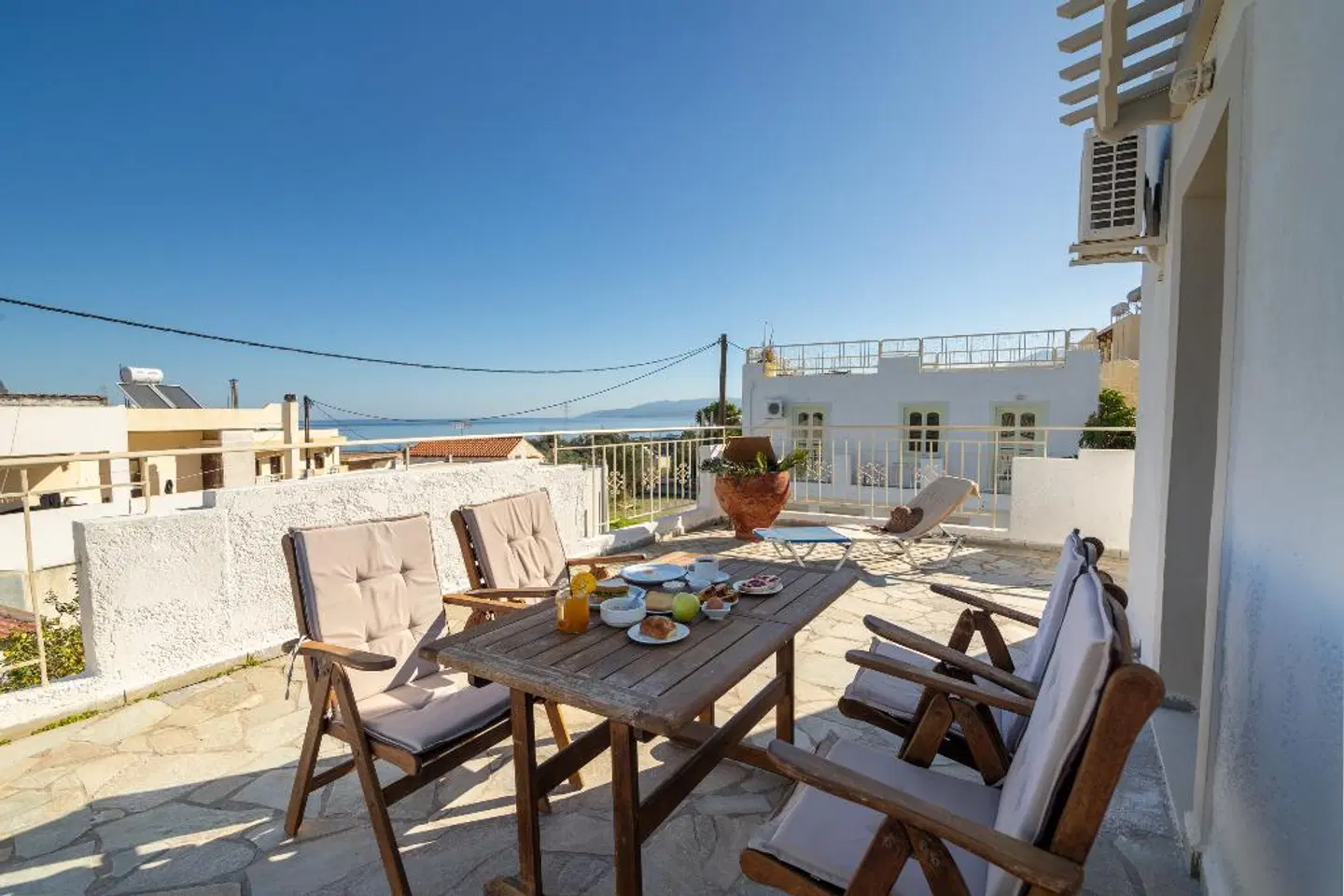 Hesperia Apartments Terrasse