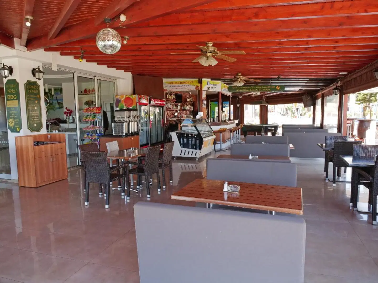 Loutsiana Hotel Apts Bar