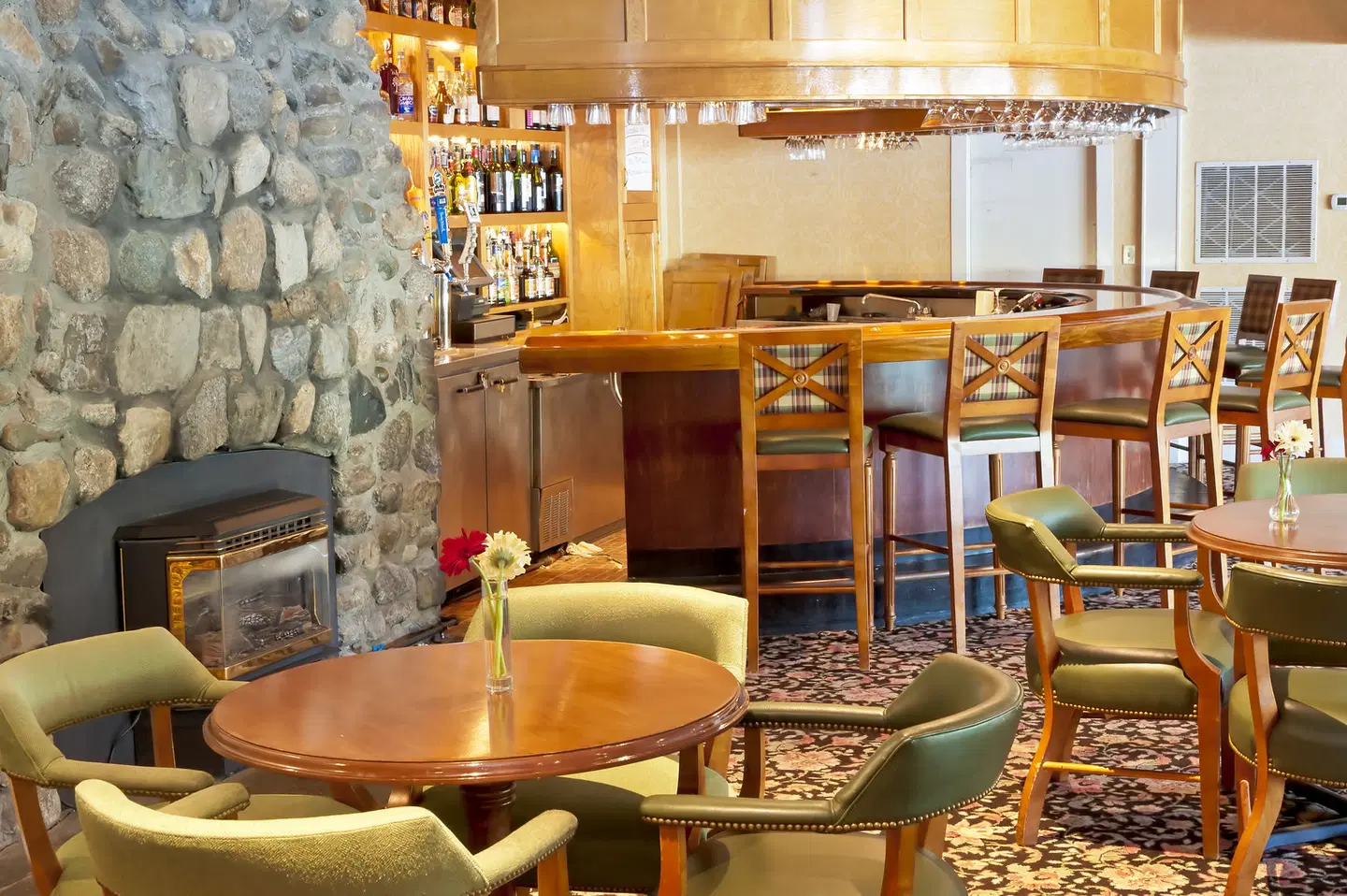 Lake Morey Resort Fairlee Bar