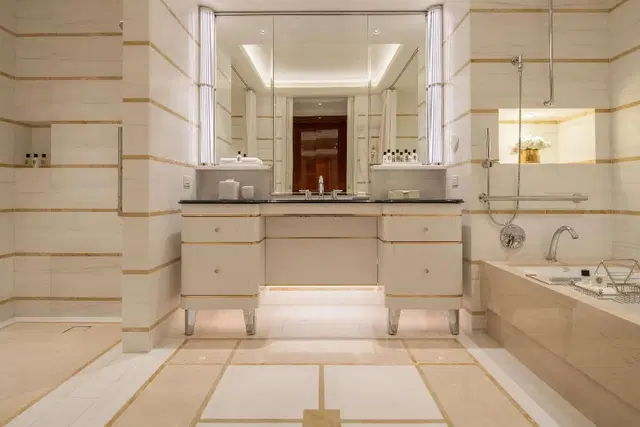 Waldorf Astoria Beverly Hills Badezimmer