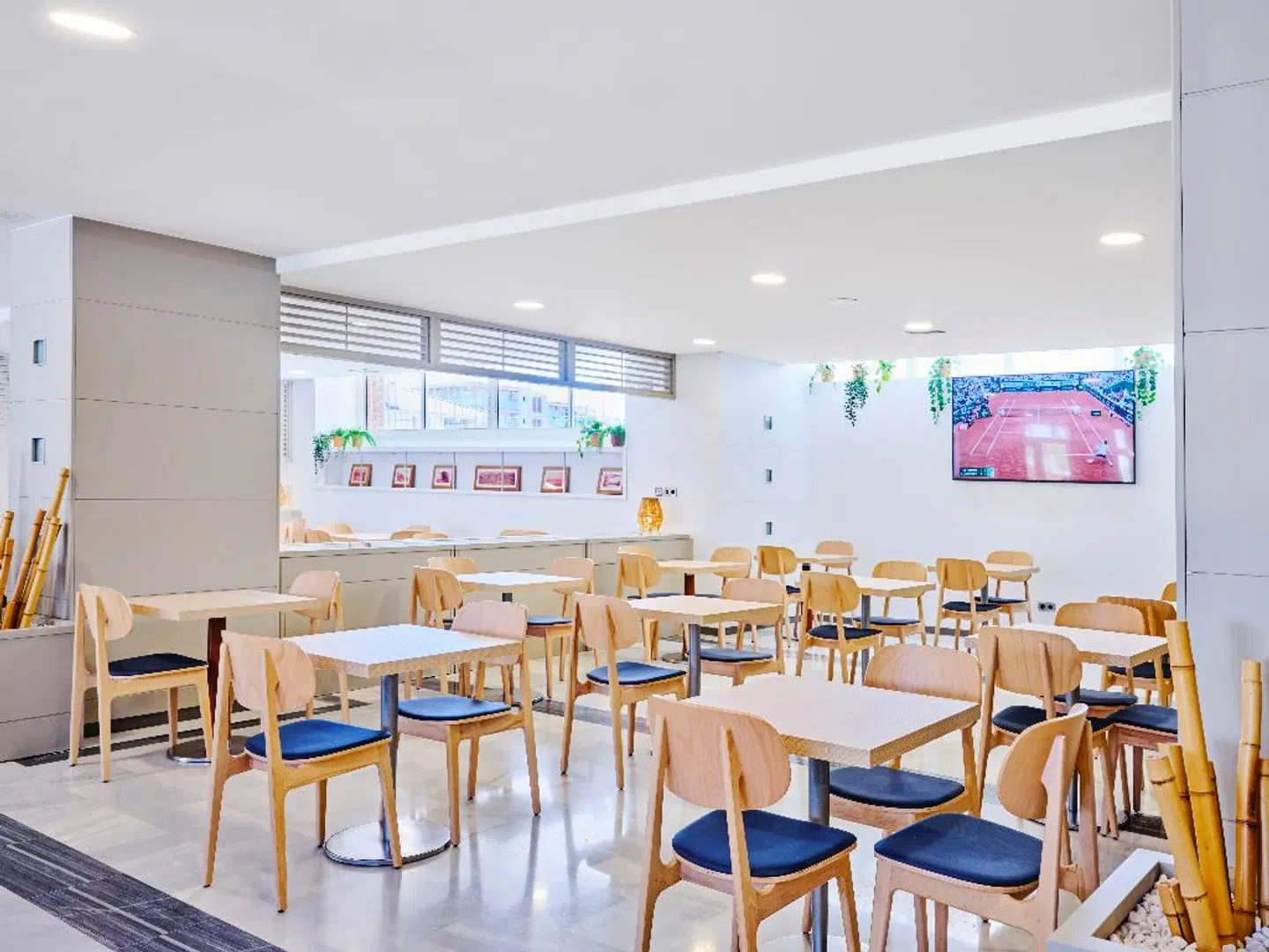 Prestige Sant Marc Restaurant