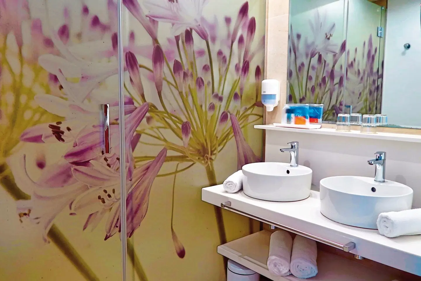 Sumus Hotel Monteplaya Badezimmer