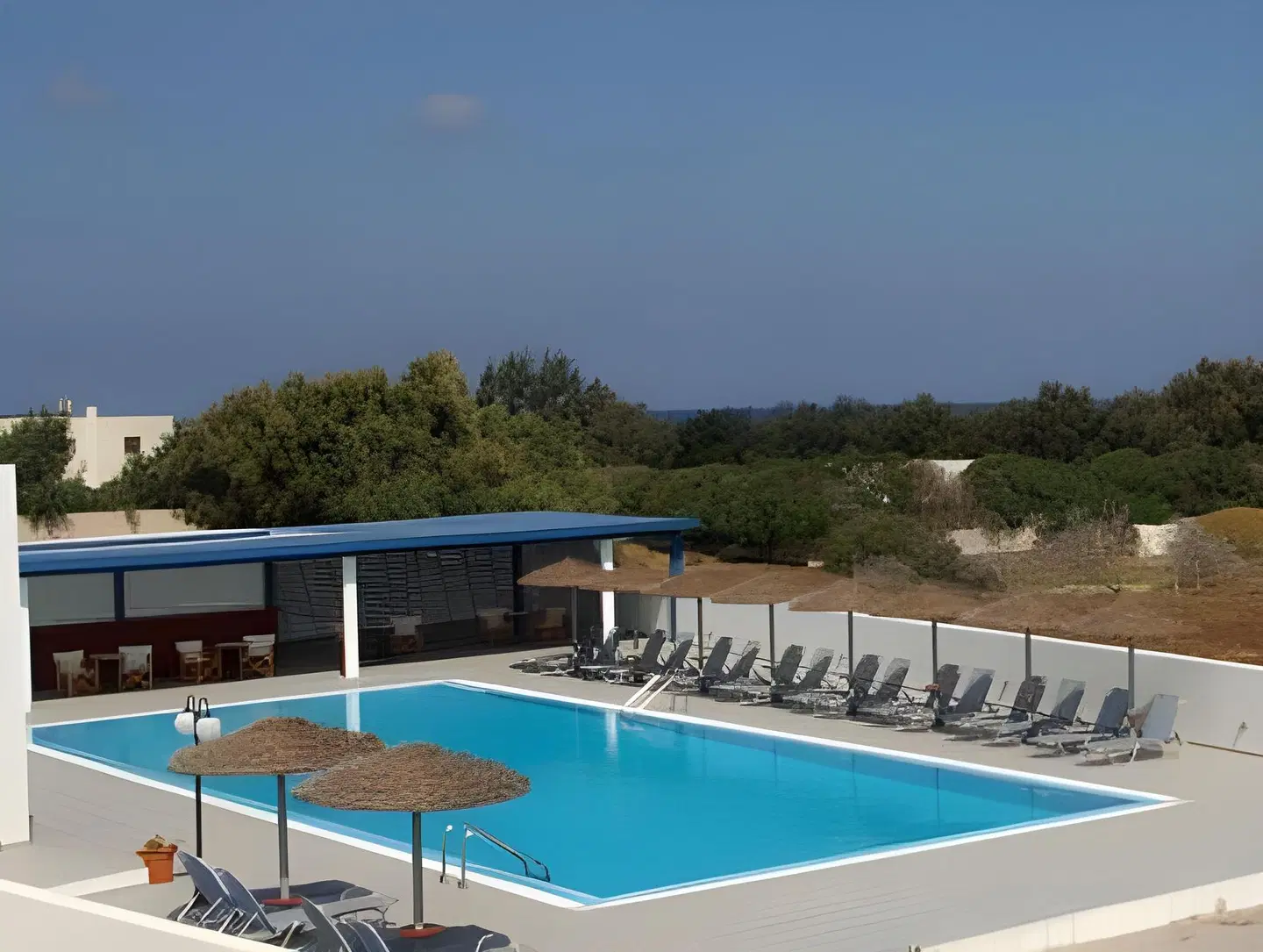 Blue Bay Villas OUTDOOR_POOL