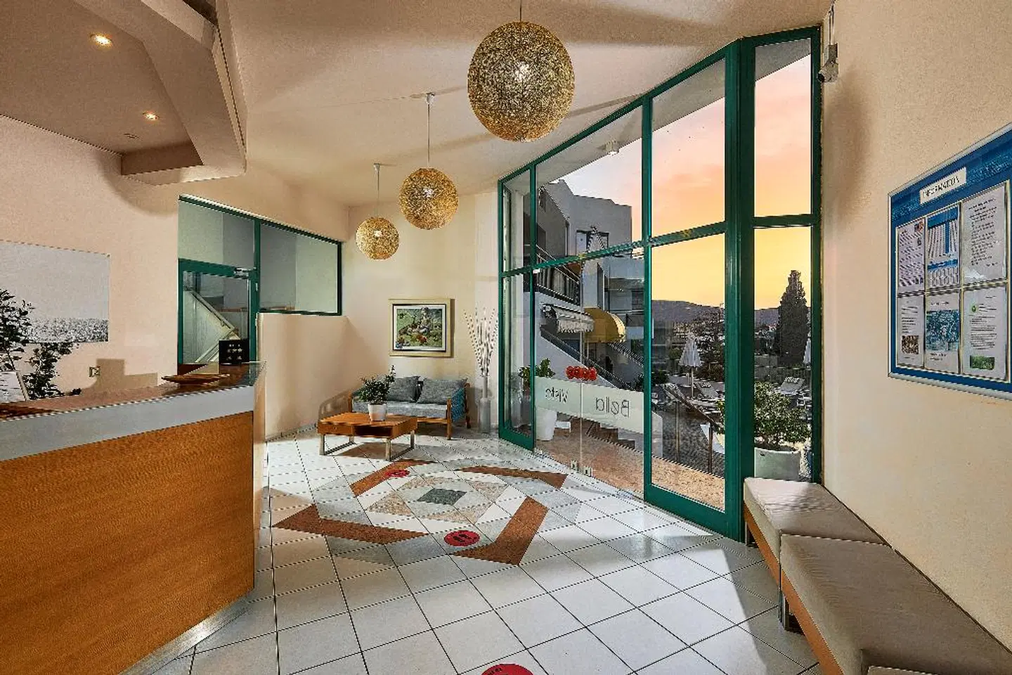 Bella Vista HEALTH_BEAUTY