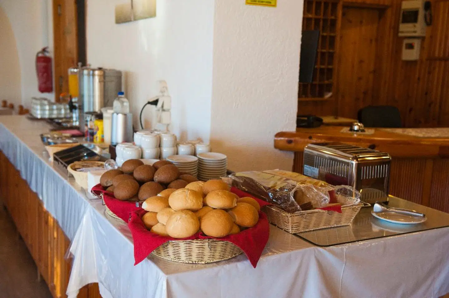 Hotel International ROOM_EXAMPLE