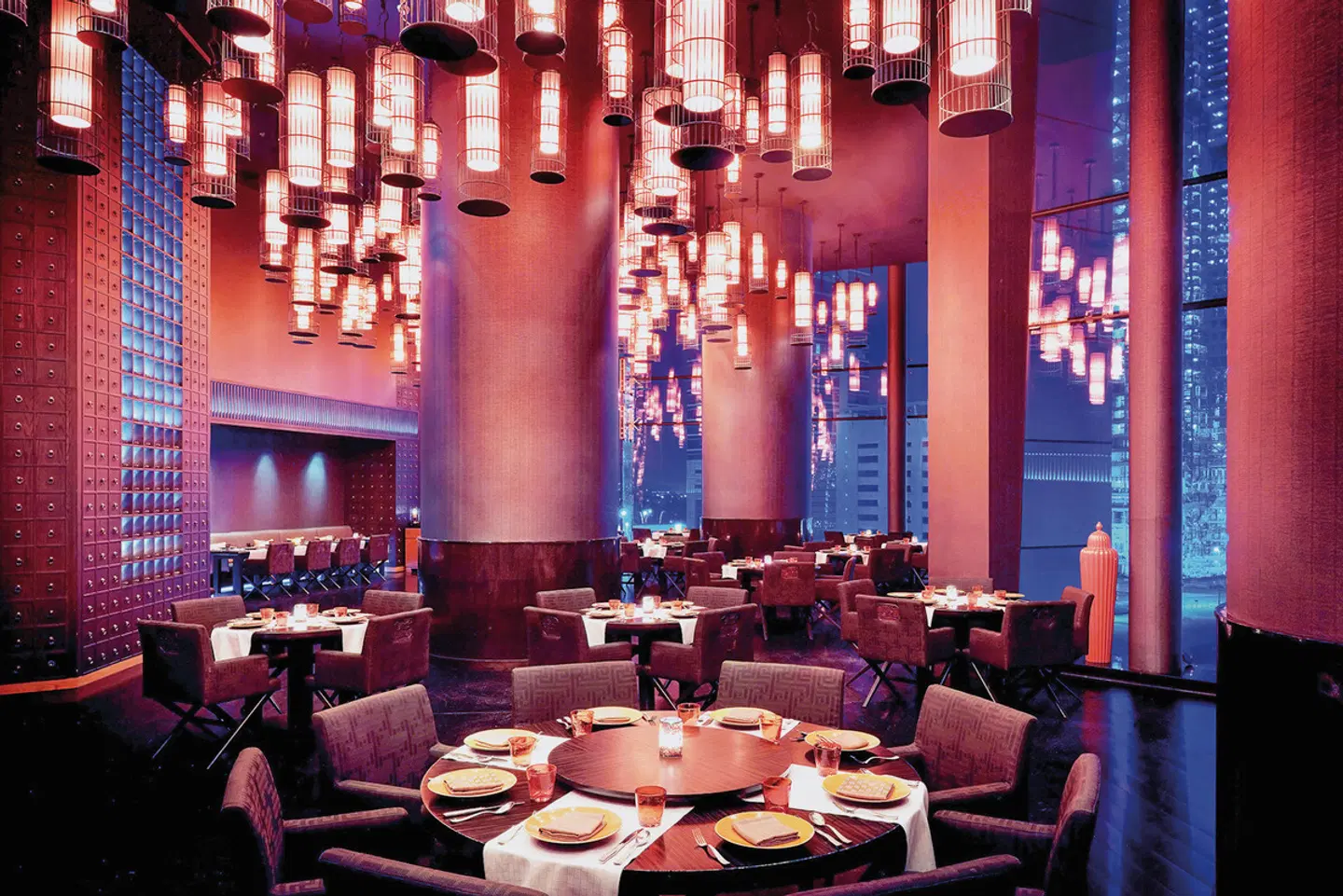 JW Marriott Marquis Hotel Dubai Restaurant