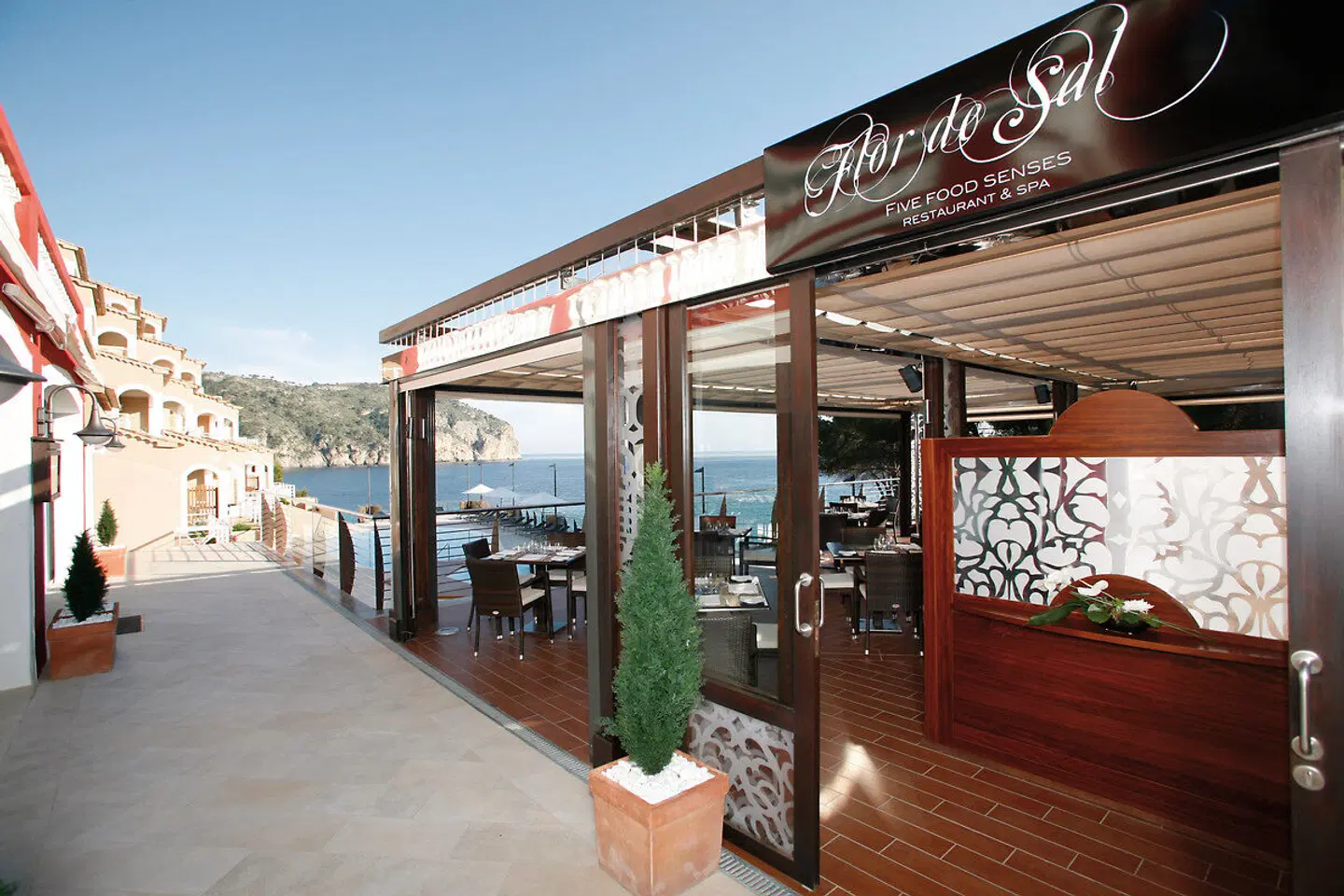 Bahía Suites Camp de Mar Bar