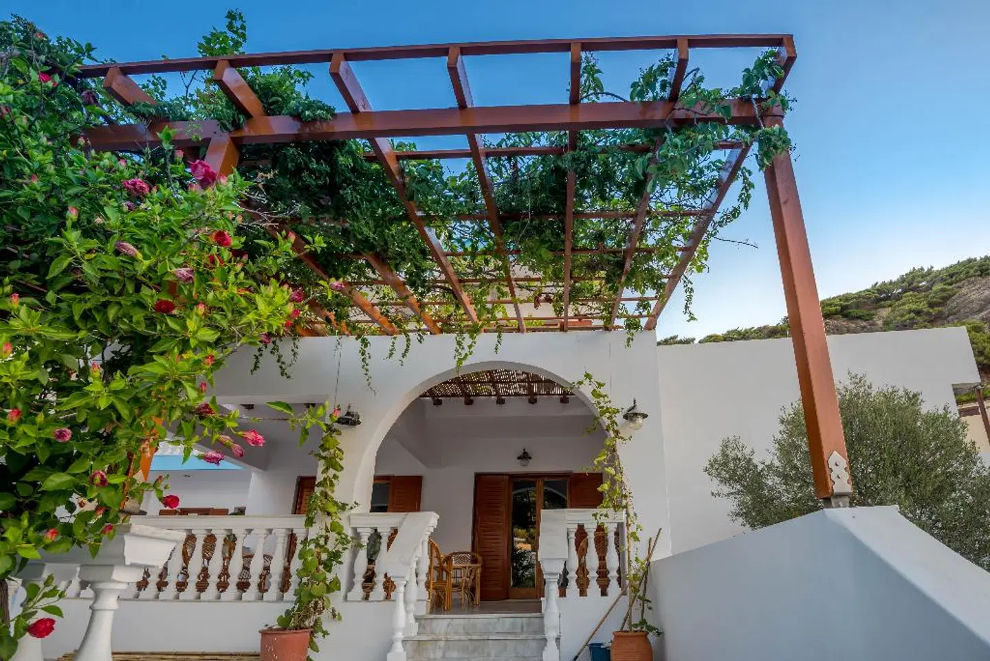 Balaskas Hotel EXTERIOR