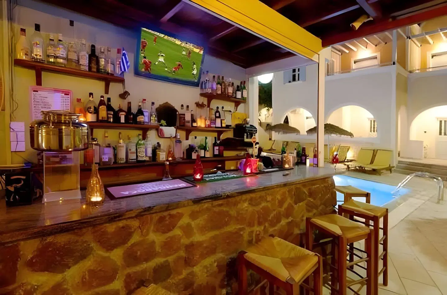 Sellada Apartments Bar