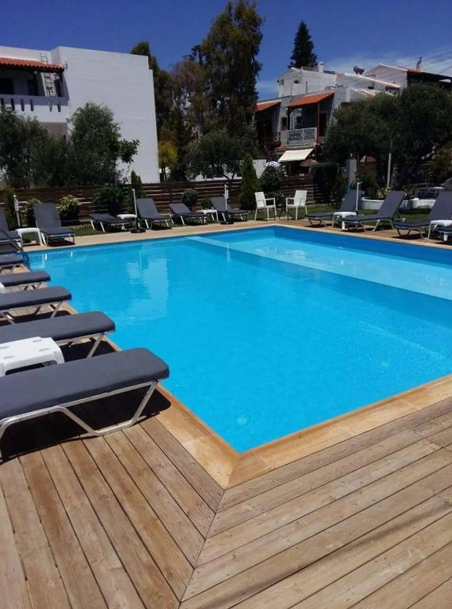 Valentina Apartments OUTDOOR_POOL