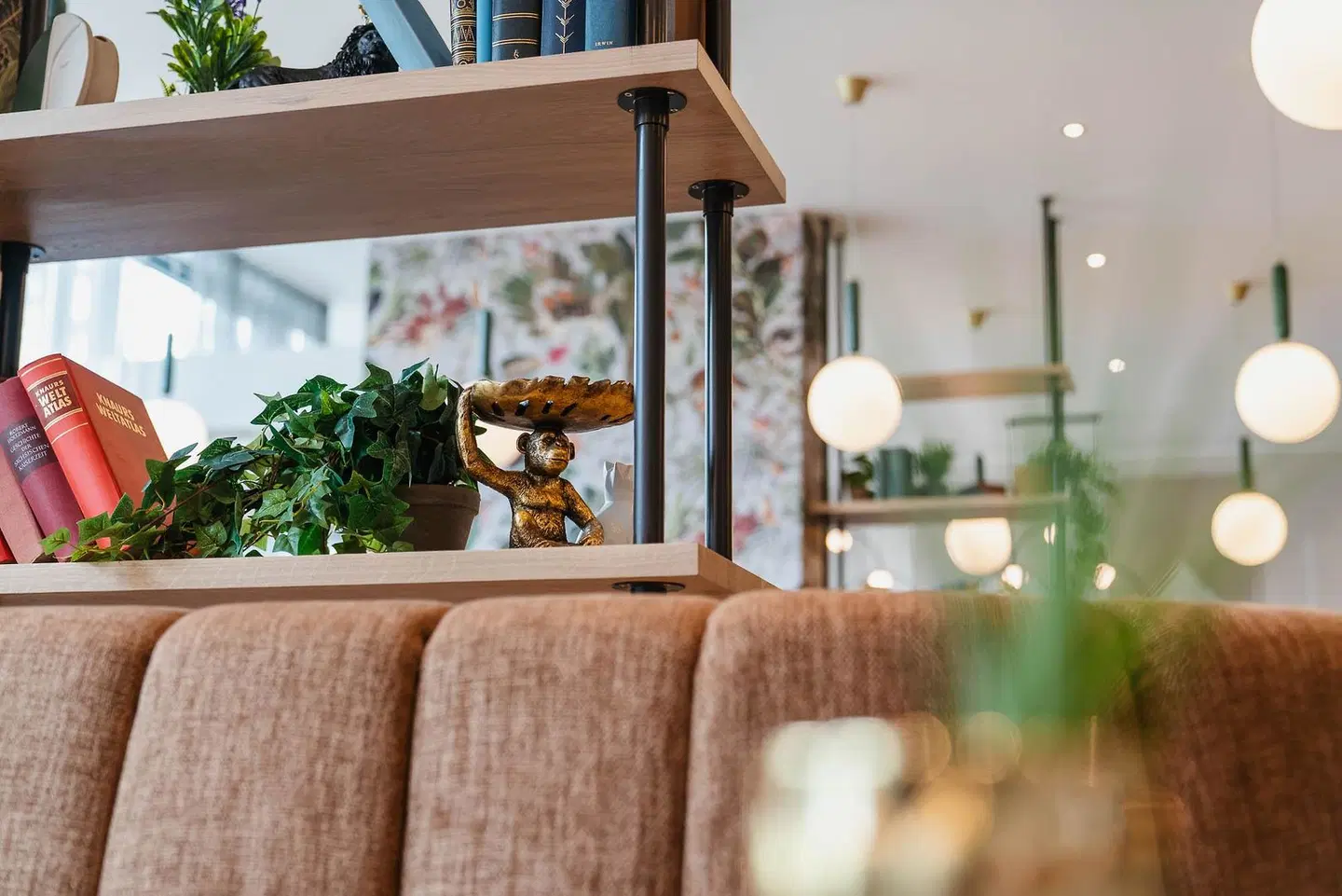 Berlin, Berlin BREAKFAST_ROOM