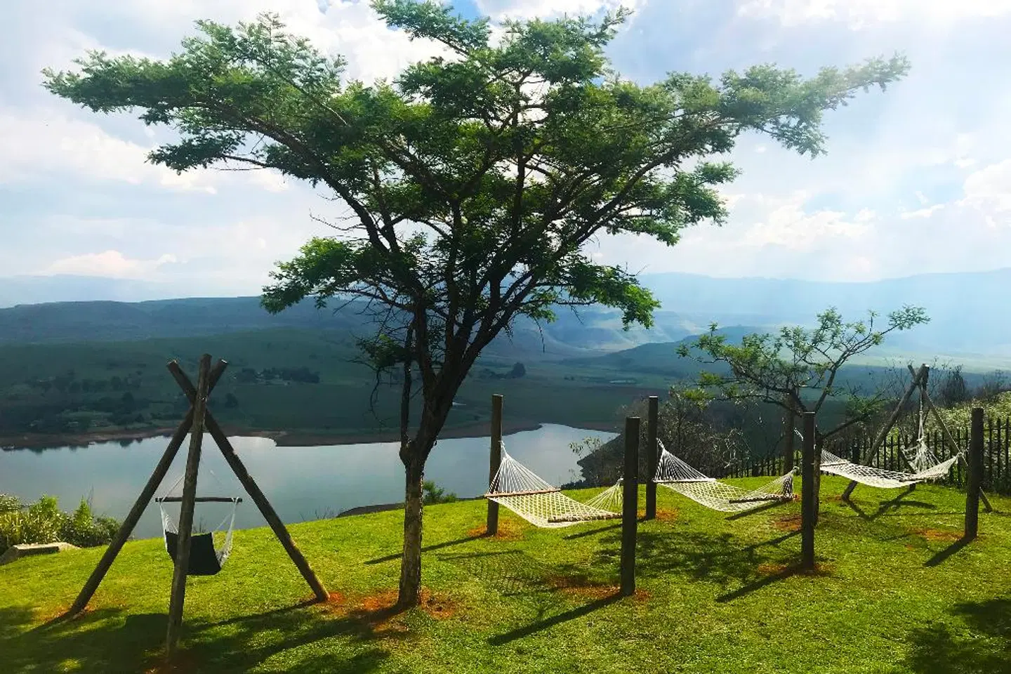 Cayley Mountain Resort Garten