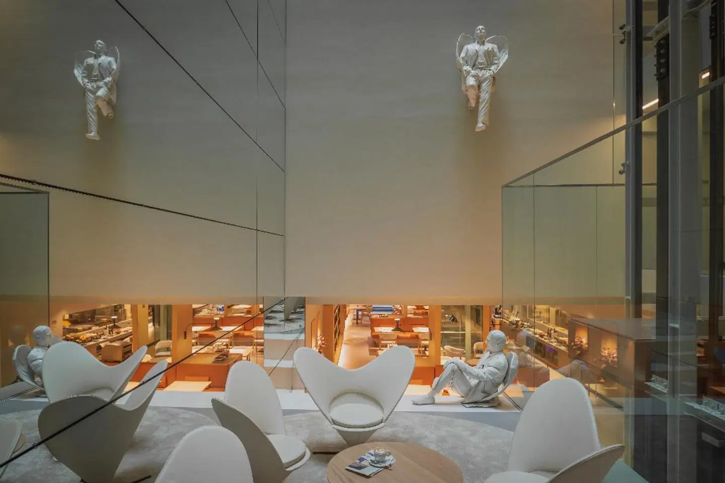 The Mirror Barcelona Restaurant