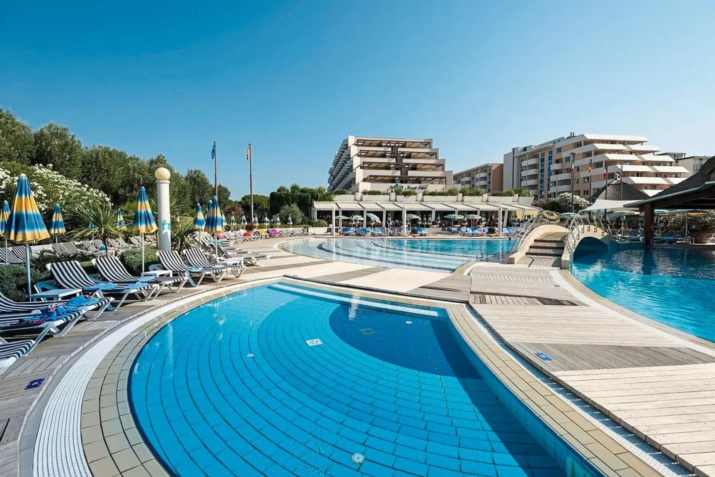 Savoy Beach Hotel &Thermal SPA OUTDOOR_POOL