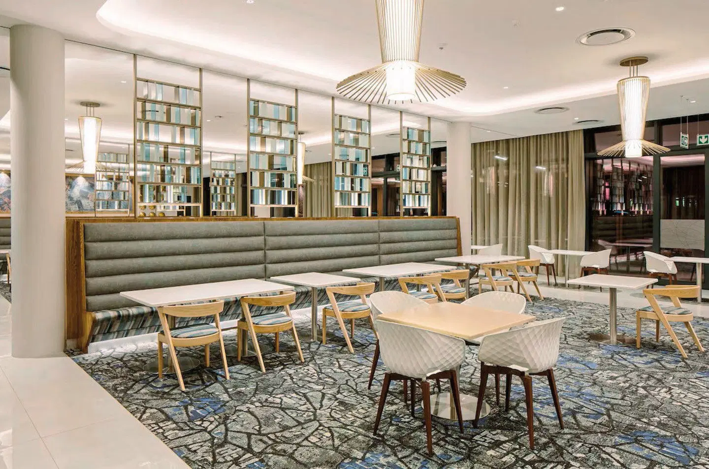 Radisson Hotel & Convention Centre, Johannesburg, O.R. Tambo Bar