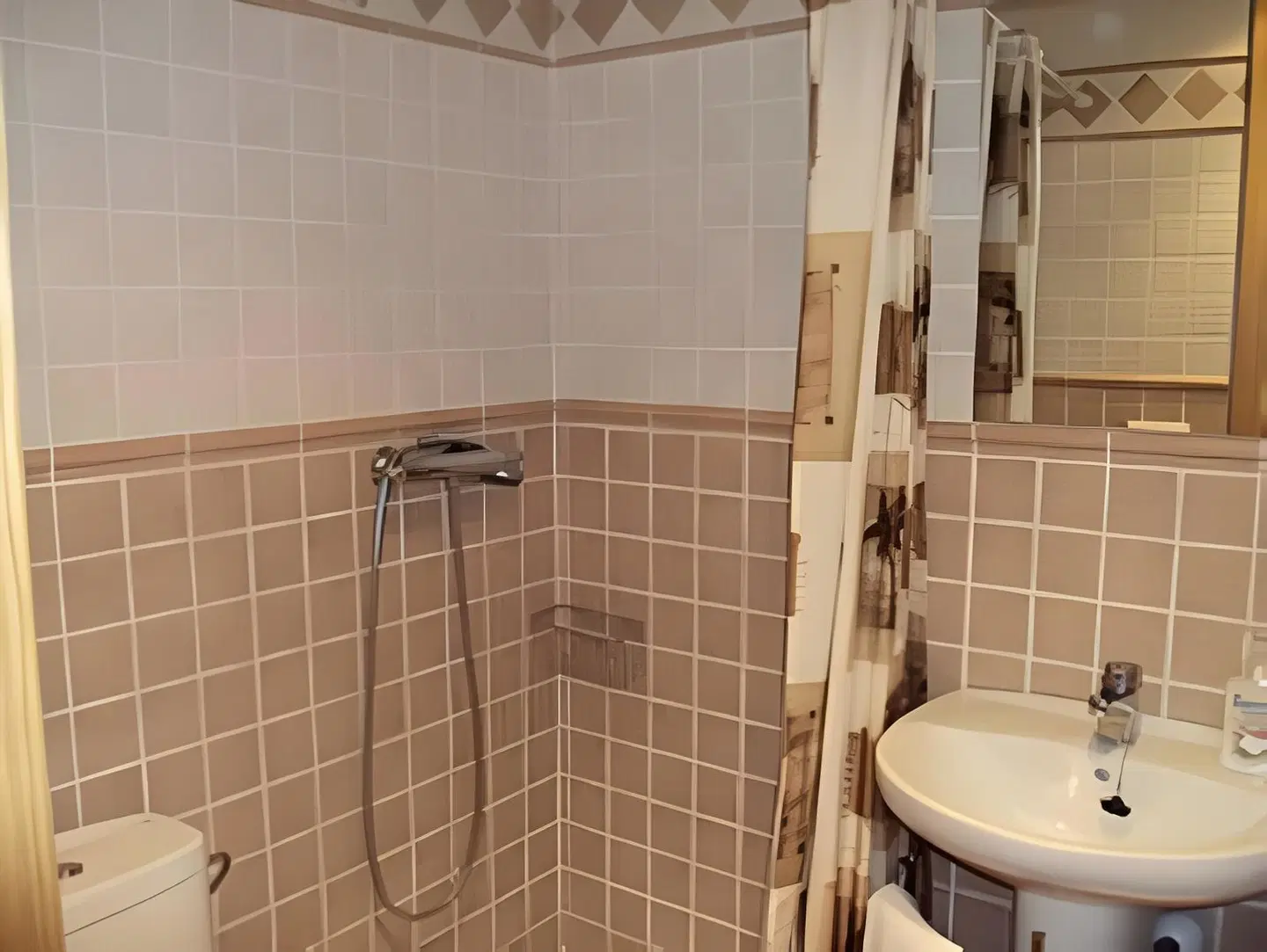 Hostal San Roc Badezimmer