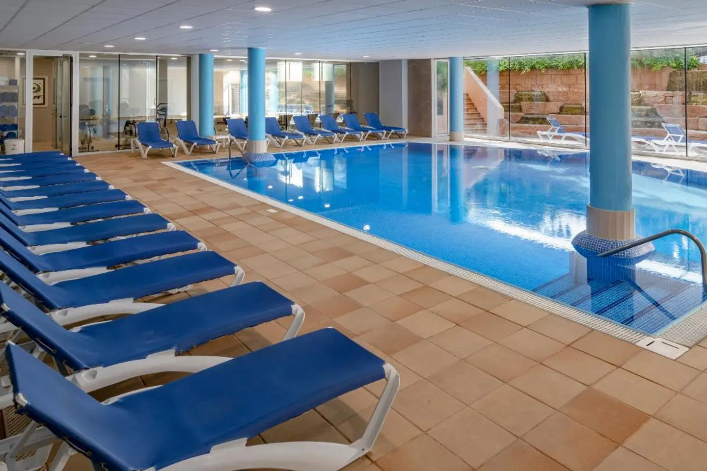 4R Regina Gran Hotel Hallenbad