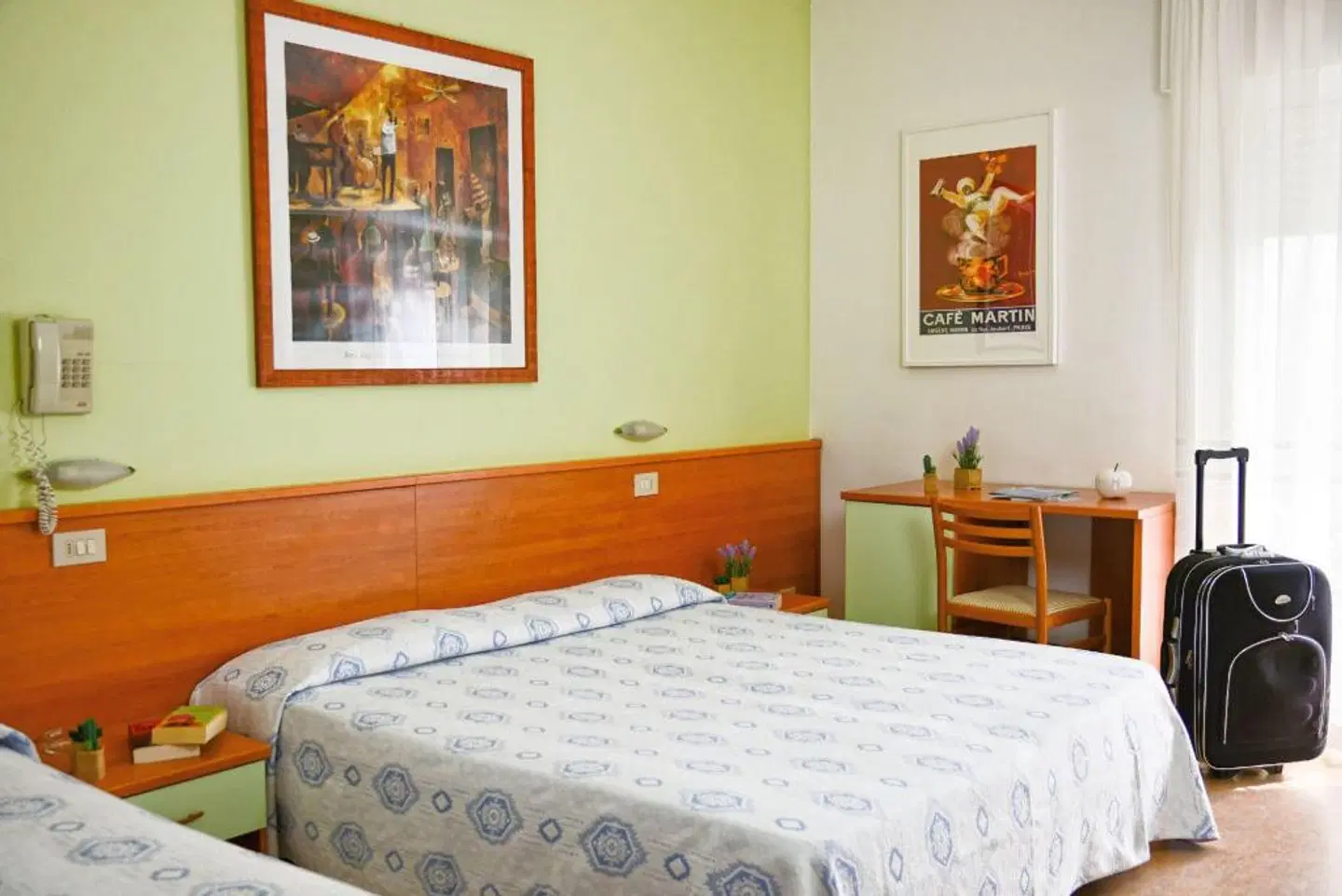 Domingo ROOM_EXAMPLE