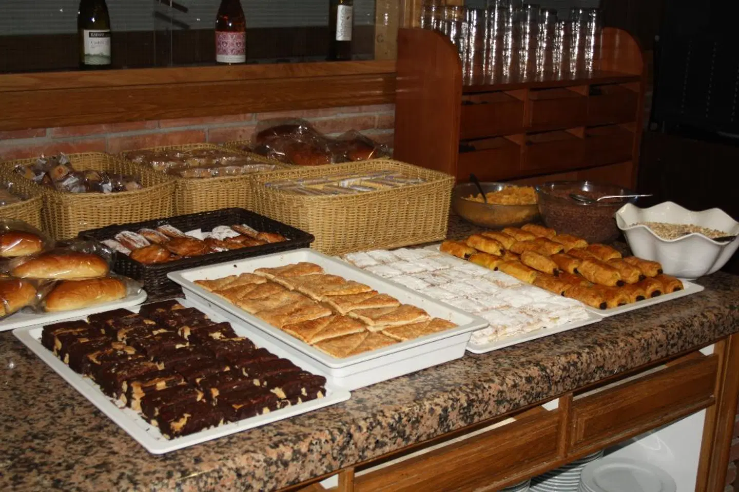 Canada Palace Restaurant