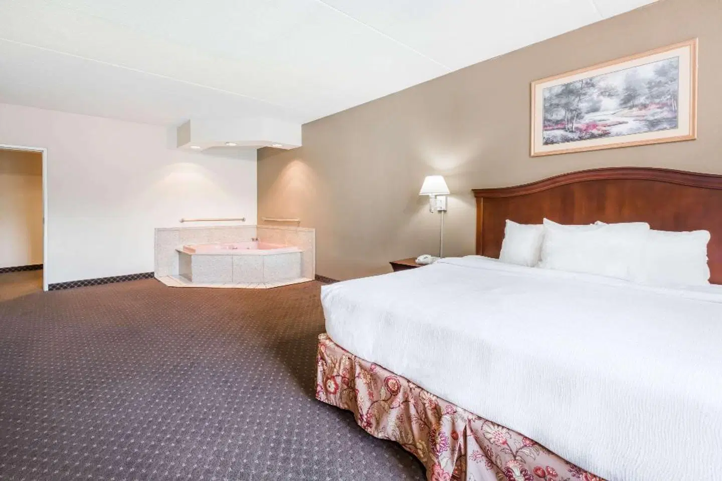 Ramada by Wyndham Harrisburg/Hershey Area ROOM_EXAMPLE