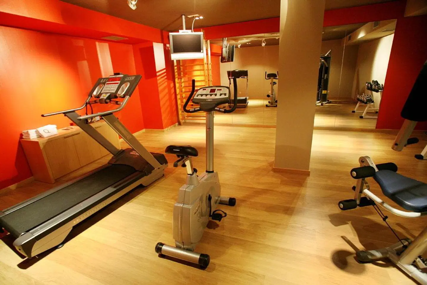 Qgat Restaurant Events & Hotel SPORTS_AND_LEISURE