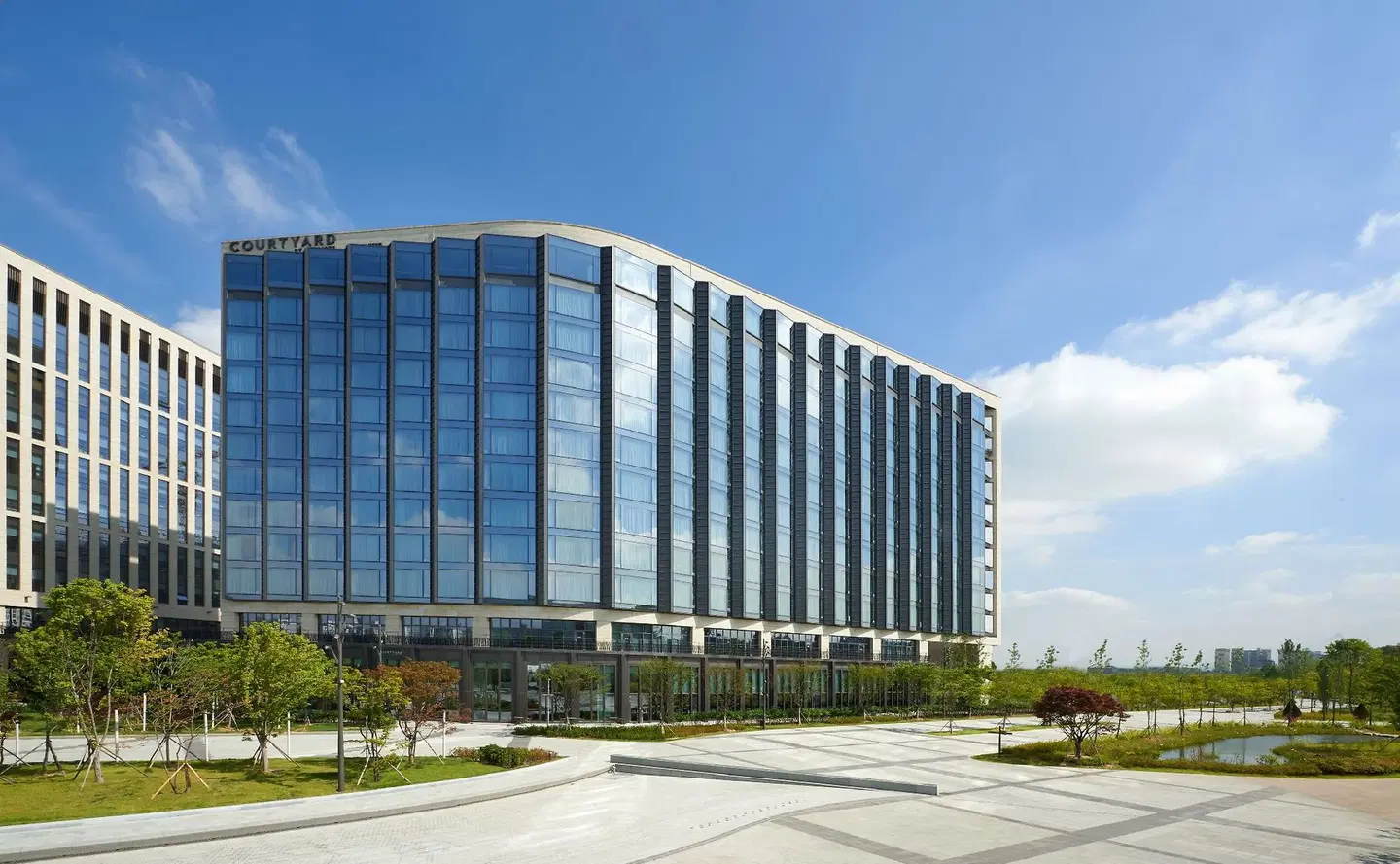 Courtyard by Marriott Seoul Botanic Park EXTERIOR