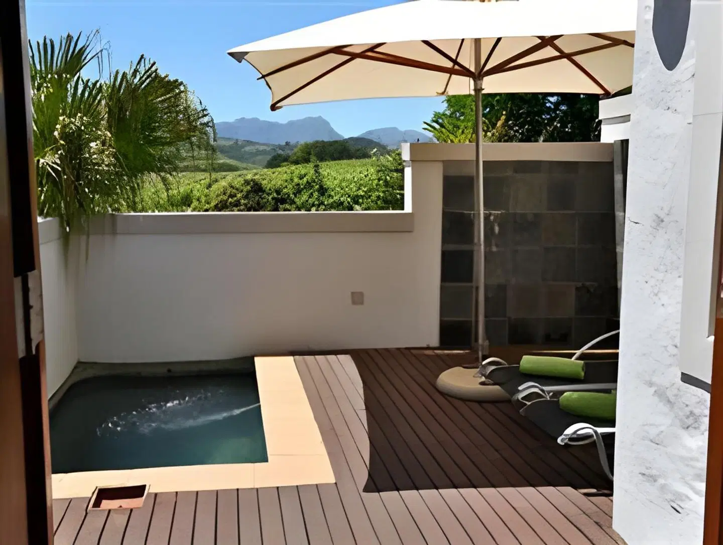 L'Avenir Country Lodge Terrasse