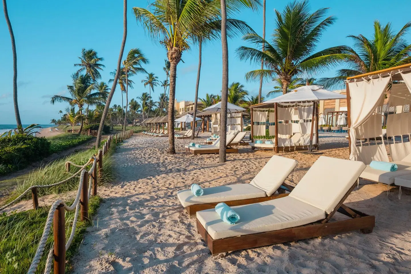 Iberostar Waves Bahia Strand