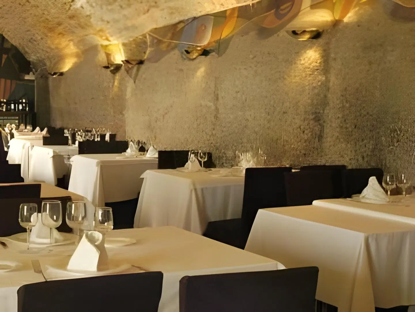 Hostal Abat Cisneros Restaurant