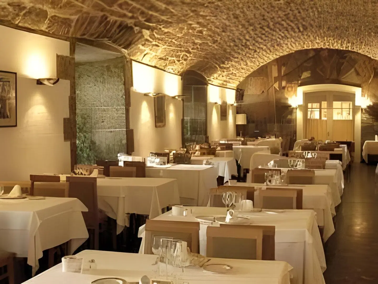 Hostal Abat Cisneros Restaurant