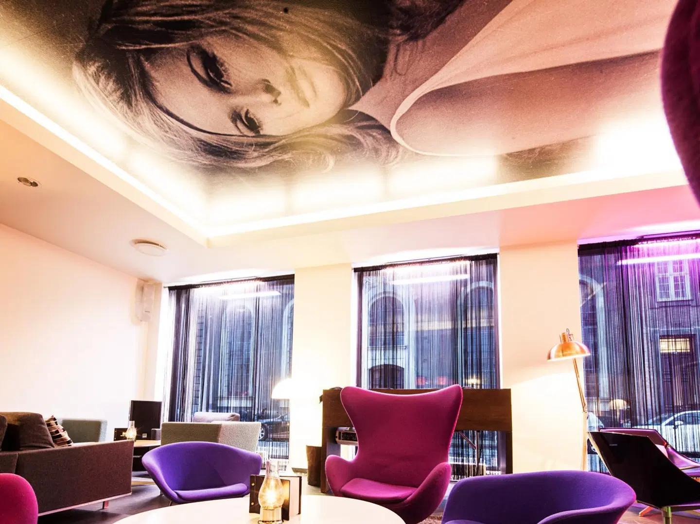 Motel One Copenhagen ROOM_EXAMPLE